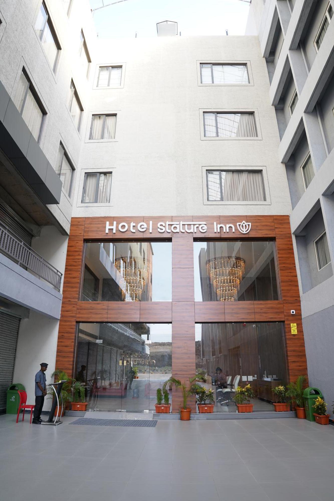 Hotel Stature Inn Kevadia Exterior foto
